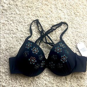 WOMENS TIME AND TRUE BLACK FLOWER BEADED SWIM TOP SIZE XL (16-18) NWT